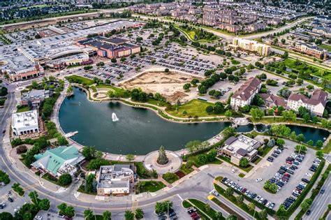 West Des Moines .